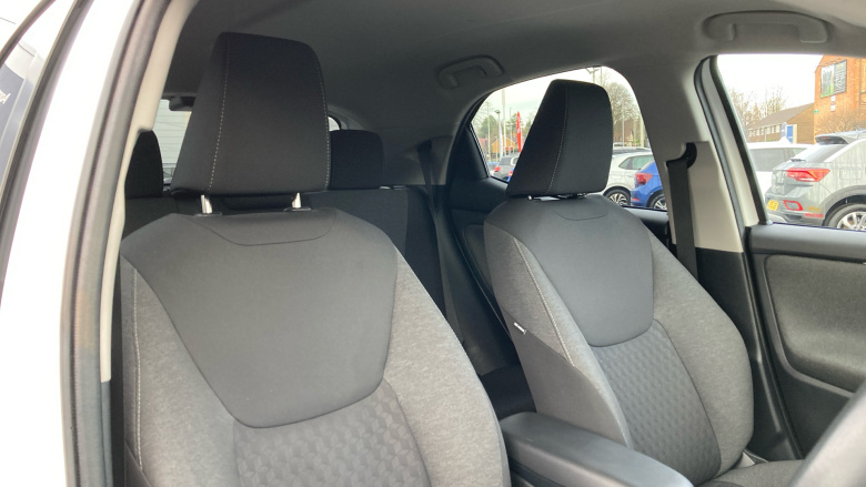 Toyota Yaris 1.5 Hybrid Design 5dr CVT Hybrid Hatchback